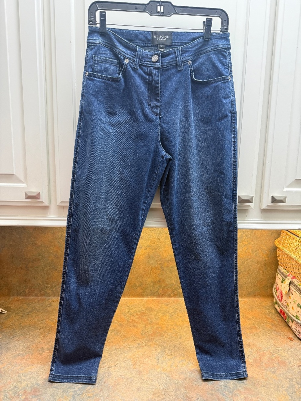 St. John Cavar Jeans Size 8